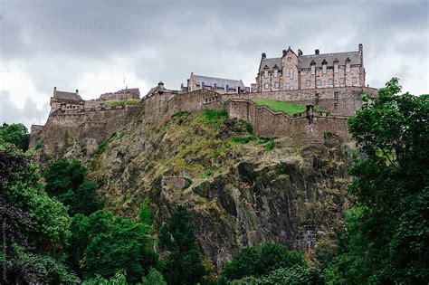 Historic Exploration: Castle Review in Edinburgh